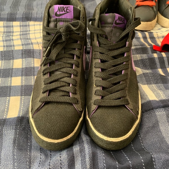 Limited Edition Nike’s - Picture 2 of 2